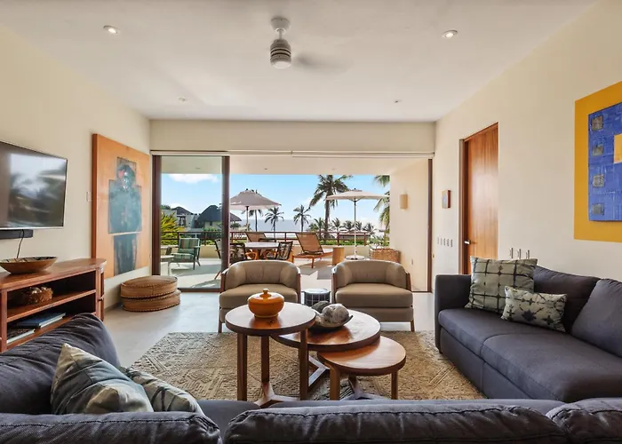 Marea Beachfront Villa H48